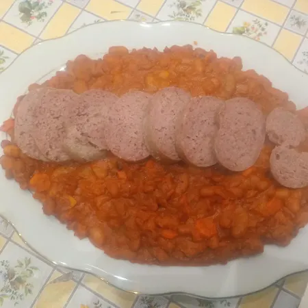 Shtepia E Bardhe *